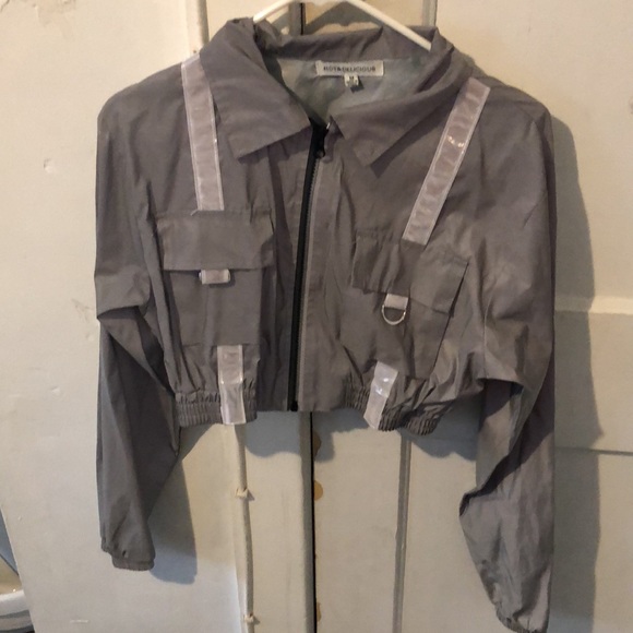 Reflective 2 piece . Crop top & skirt - Picture 2 of 4